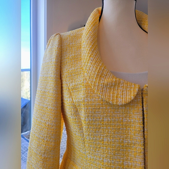 ❤️HOST PICK❤️ 3/$30 Ann Taylor.Loft Blazer 8P - Picture 3 of 11